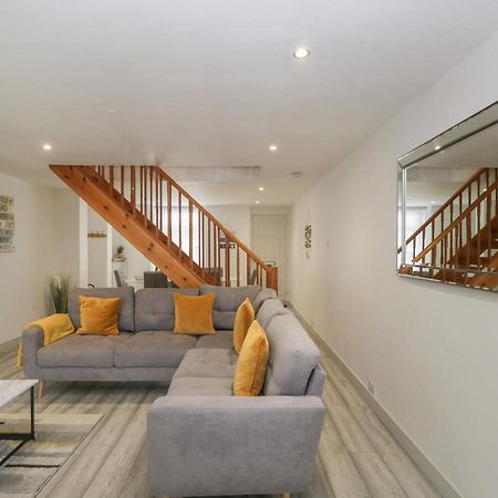 Вилла Harbour Retreat Милом Экстерьер фото