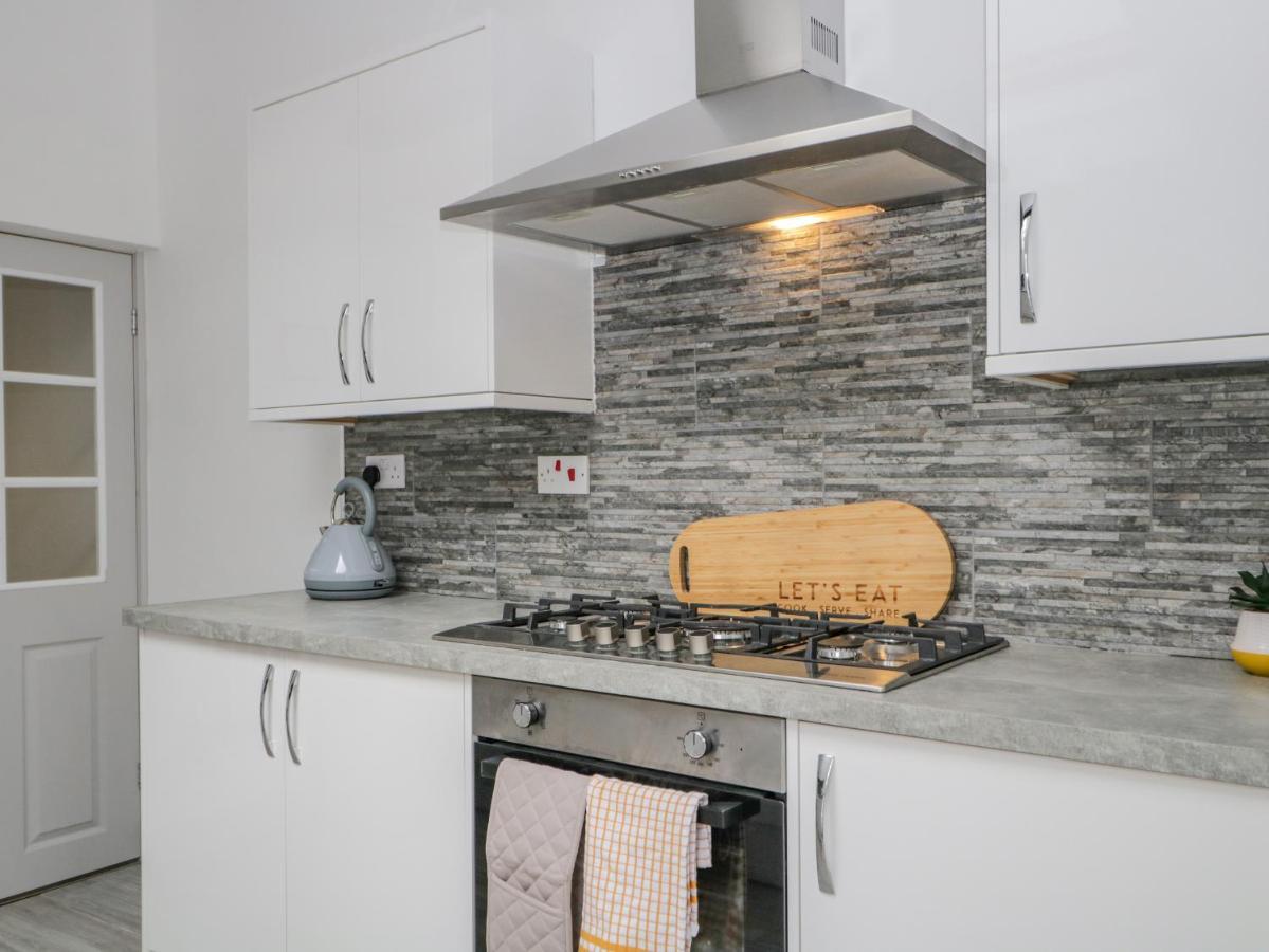 Вилла Harbour Retreat Милом Экстерьер фото